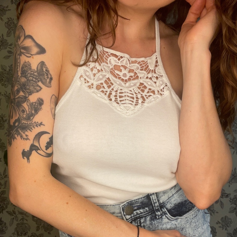 Aeropostale Ribbed Halter Top with Lace Detail